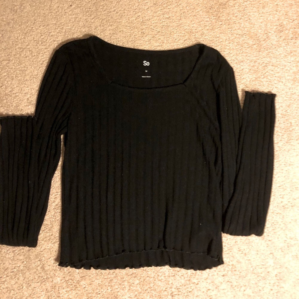 black tight fitted long sleeve